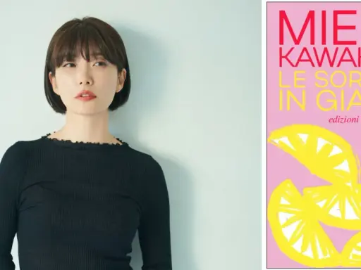 Ritratto di Mieko Kawakami accanto alla copertina del suo libro "Le sorelle in giallo", con limoni stilizzati su sfondo rosa.