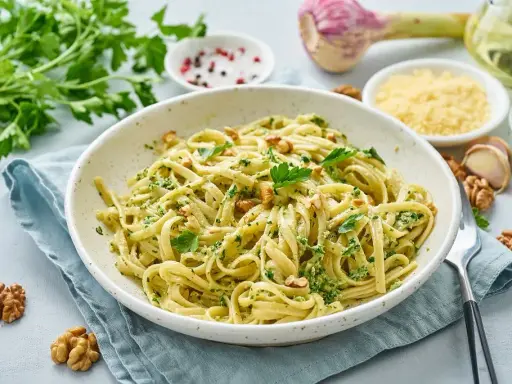 Makaron w 15 minut? Szybkie przepisy na obiad, gdy brak czasu