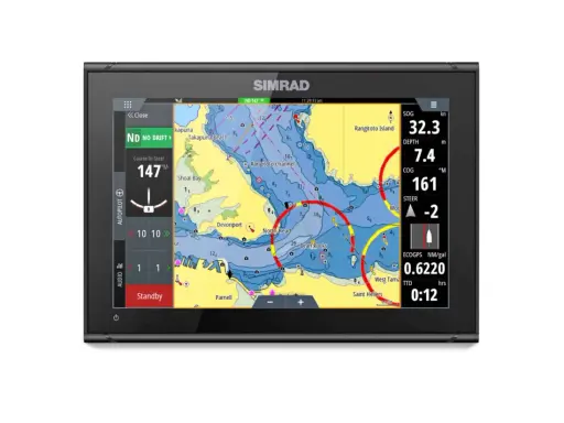 Écran Simrad affichant une carte nautique avec des données de navigation. La fonction side imaging est visible sur la carte.