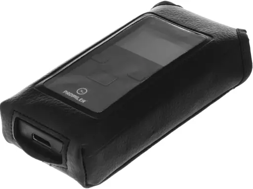 Czarny futerał ze skóry na promiler alp-1 lite. Widoczny port USB i logo.