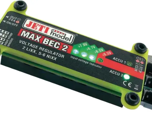Jeti Max Bec 2 Spannungsregler mit Anzeige für Akkuspannung.
