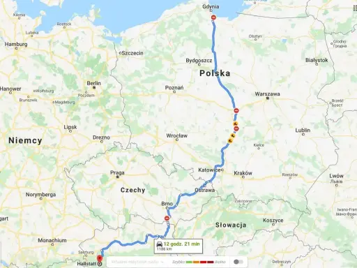 Trasa z Gdyni do Hallstatt, pokazująca podróż samochodem przez Polskę, Czechy i Austrię.