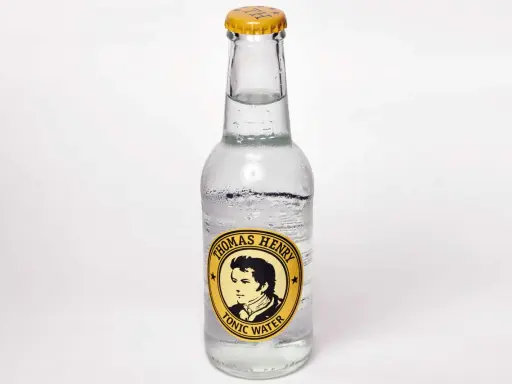 Thomas Henry Tonic Water: Erfrischendes, kohlensäurehaltiges Getränk mit Chinin, perfekt für Cocktails.