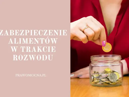 Dłoń wrzuca monetę do słoika z pieniędzmi, symbolizując wniosek o zabezpieczenie alimentów w trakcie rozwodu.