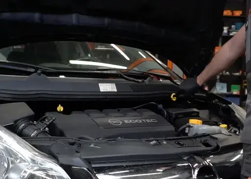 Ölfilter wechseln beim Opel Corsa D: So vermeiden Sie teure Fehler