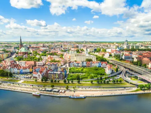 Ile osób mieszka w Szczecinie? Aktualne dane i przyszłość miasta