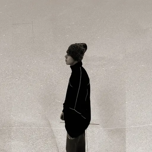 Still Yours (From The Doc) • Cały album • Wszystkie utwory • Wykonawca
