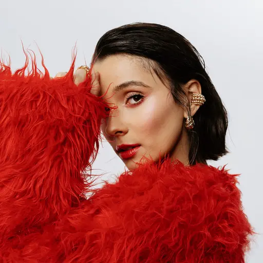 Carla Fernandes • Albumy • Piosenki • Życiorys