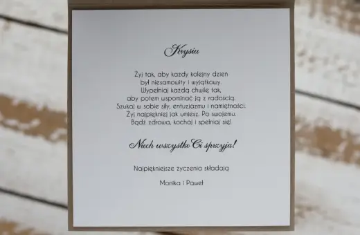 Wzruszające życzenia na 50 urodziny dla koleżanki Krysiu. Niech każdy dzień będzie wyjątkowy, a wszystko sprzyja!
