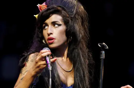 Amy Winehouse, ikona stylu i muzyki, która na zawsze pozostanie w klubie 27.