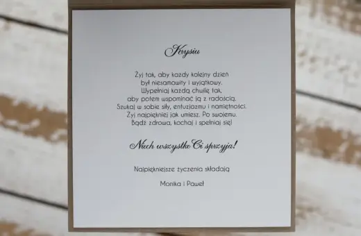 Wzruszające życzenia na 50 urodziny dla koleżanki Krysiu. Niech każdy dzień będzie wyjątkowy, a wszystko sprzyja!