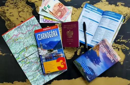 Paszport, pieniądze i przewodniki po Czarnogórze. Czy do Czarnogóry potrzebny jest paszport? Sprawdź, planując podróż!