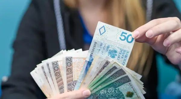 Czy Revolut sprawdza BIK? Jak Twoja historia kredytowa wpływa na kredyt?