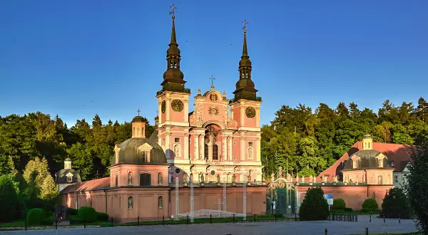 Sanktuarium maryjne w Polsce: Najważniejsze miejsca kultu i pielgrzymek