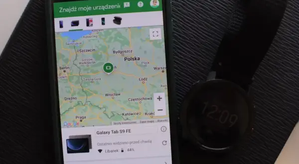 Aplikacja "Znajdź moje urządzenie" pokazuje mapę Polski z lokalizacją telefonu. Pomaga to w sytuacji, gdy nie wiesz, jak znaleźć telefon.