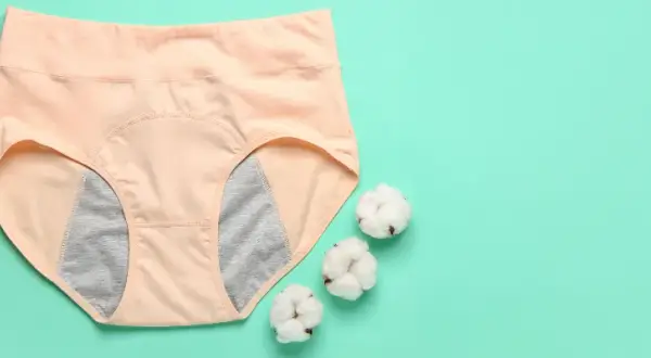 Jak prawidłowo prać majtki menstruacyjne, aby długo służyły