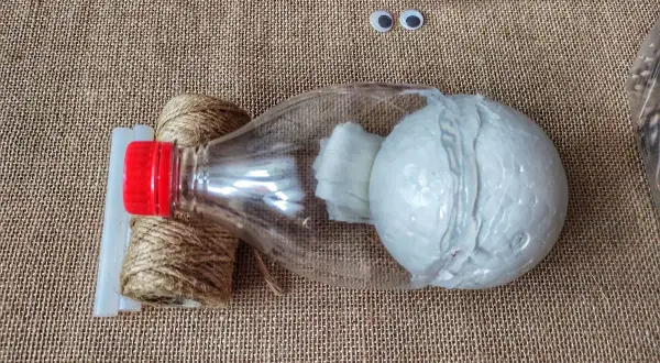 Jeż z butelki PET: prosty przewodnik DIY krok po kroku