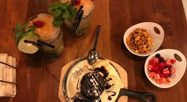 Catalina Tapas & Bar: Tu guía esencial de sabores en Santa Catalina