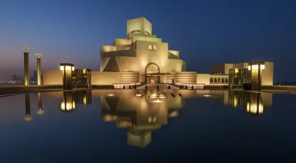 Muzeum sztuki islamskiej w Doha: odkryj jego niezwykłe piękno i historię
