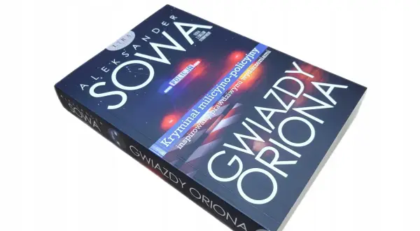 Kryminał "Sowa" Aleksandera, jednego z polskich autorów kryminałów, z serii "Gwiazdy Oriona", inspirowany prawdziwymi wydarzeniami.