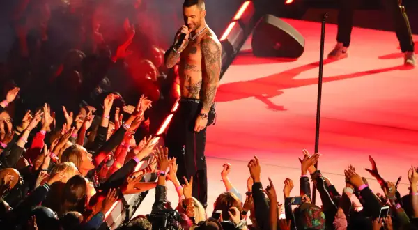 Ile trwa koncert Maroon 5? Poznaj szczegóły i wyjątkowe informacje!