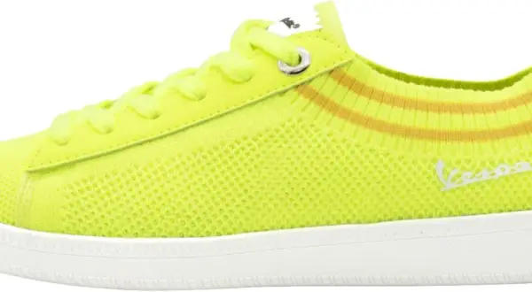 Scarpe Vespa donna in maglia fluo, perfette per un look audace e sportivo.