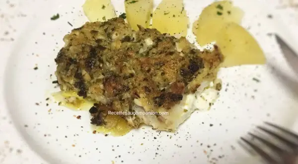 Poisson à la bordelaise, croustillant et savoureux, servi avec des pommes de terre vapeur. Un délice !