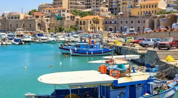 Kreta z jakim biurem podróży? Odkryj najlepsze oferty dla Polaków