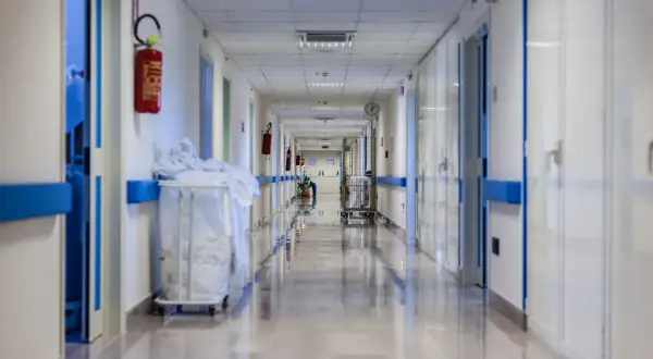 Ile kosztuje poród w Niemczech bez ubezpieczenia? Sprawdź ceny i ukryte koszty