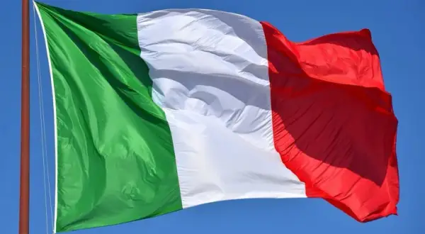 Flaga Włoch (il Tricolore): Barwy, historia i różnice z Meksykiem