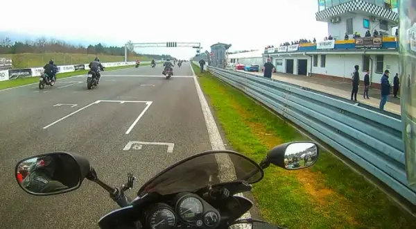 Najlepsze trasy motocyklowe w Wielkopolsce – zaplanuj niezapomnianą przygodę na dwóch kołach
