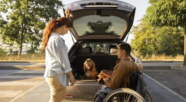 Coppia con cane e auto usata con iva esposta, ideale per chi ha diritto alla legge 104.
