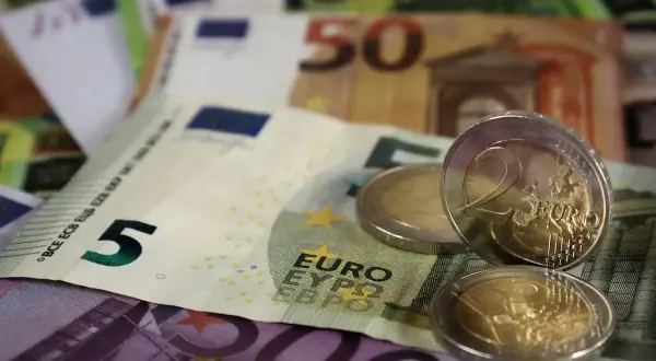 Euro banknoty i monety. W Chorwacji obowiązuje euro, więc te pieniądze są tam używane.
