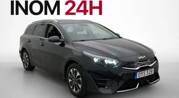 Svart Kia Ceed kombi, hemleverans inom 24h. Inga problem med denna begagnade bil!
