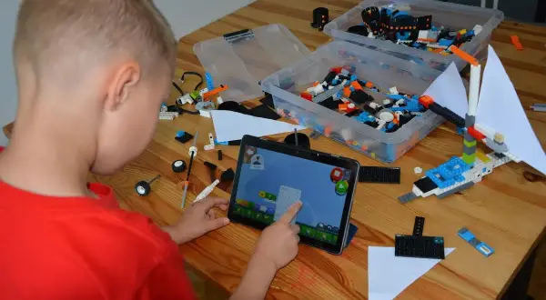 Zajęcia Lego dla dzieci: Rozwiń pasje! Robotyka, koszty, wybór