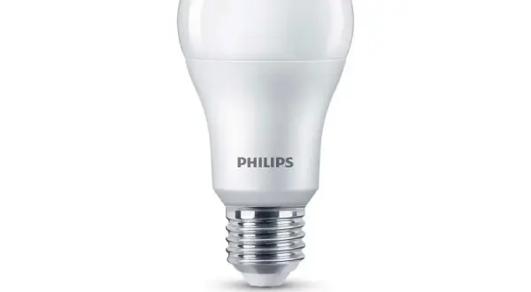 Rzeczywiste zużycie prądu żarówki 100W - koszty i porównanie z LED