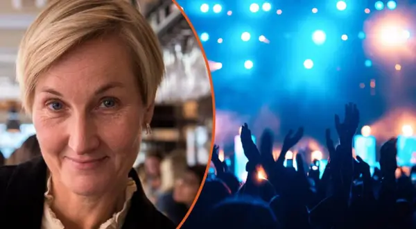 Christel Tholse Willers, en kvinna med kort blont hår, ler mot kameran. Till höger syns en publik med uppsträckta händer på en konsert.