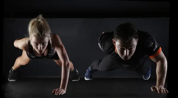 Crossfit jakie ćwiczenia wybrać, aby uniknąć kontuzji i osiągnąć wyniki