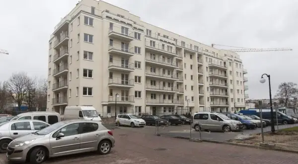 Partycypacja w TBS: Zwrotny wkład i tańszy najem. Czy warto?