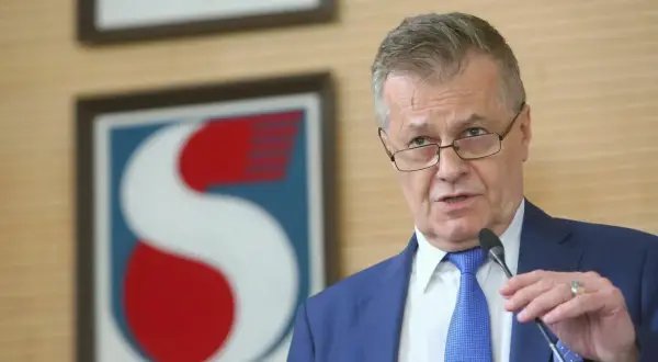 Komu podlega prezes spółdzielni mieszkaniowej? Kluczowe informacje o kontroli