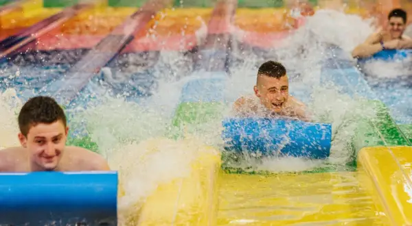 Jakie kąpielówki wybrać do Suntago, aby uniknąć rozczarowania?
