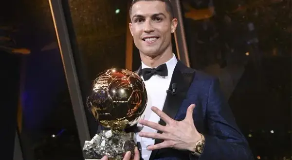 Ile razy Ronaldo dostał Złotą Piłkę? Zaskakujące fakty o legendzie futbolu