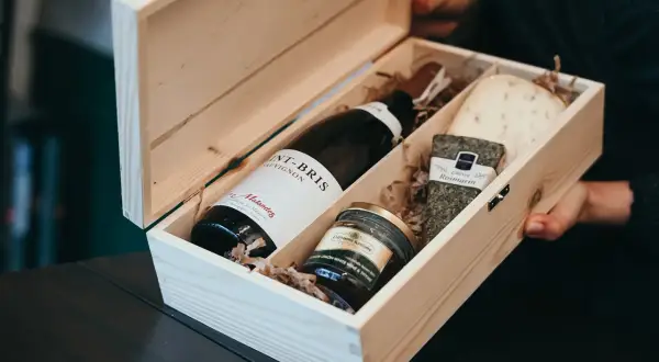 Jak wybrać idealne wino na prezent: praktyczny poradnik z przykładami