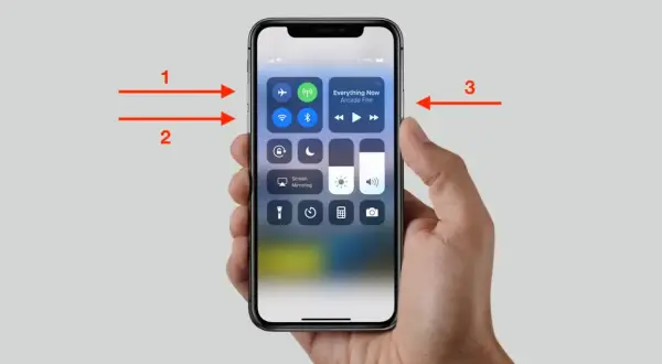 Jak wyłączyć iPhone 13 mini? Dwie metody i awaryjny restart!