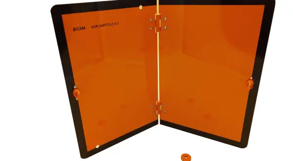 Plaque orange pliante pour camion, marquée BICMA ADR CAPITOLO 5.3.