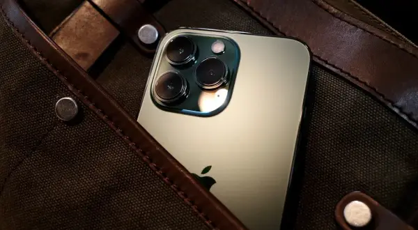 Jak wysuszyć iPhone: skuteczne metody, aby uniknąć uszkodzeń