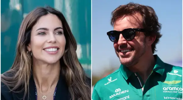 Fernando Alonso, piloto de Aston Martin, sonríe junto a su pareja, Andrea Schlager.