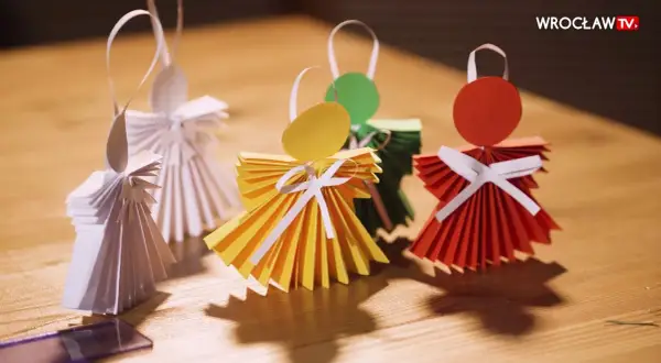 Jak zrobić ozdoby 3D z papieru? Poradnik DIY krok po kroku