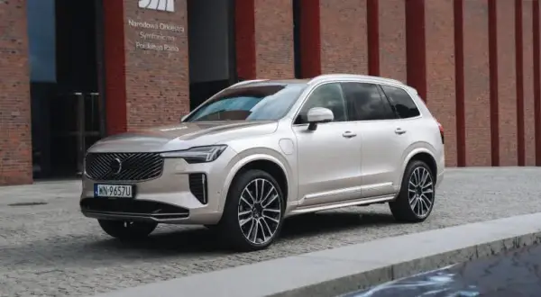 SUV co to jest? Poznaj jego fenomen i wybierz idealny model!
