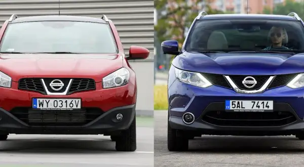Dwa Nissan Qashqai, czerwony i niebieski, prezentują różne wersje wyposażenia.